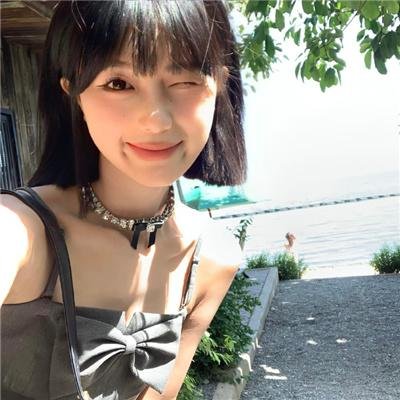 妮可睡不著